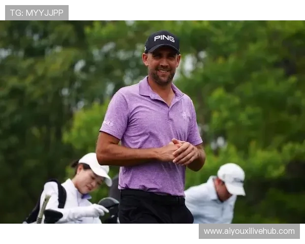 乌尔伯格现场观战冠军赛，主动请缨担任官方替补